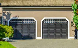 United Garage Doors Lynn, MA 781-374-7019 United Garage Doors Lynn, MA 781-374-7019